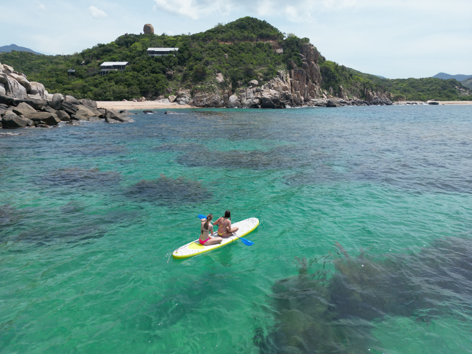 What to do in Vinh Hy Bay ?